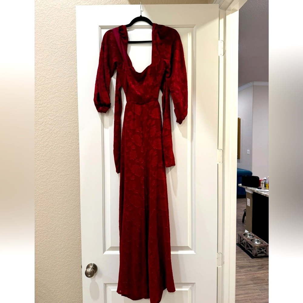 Francesca's Collections Long Sleeve Red Dress